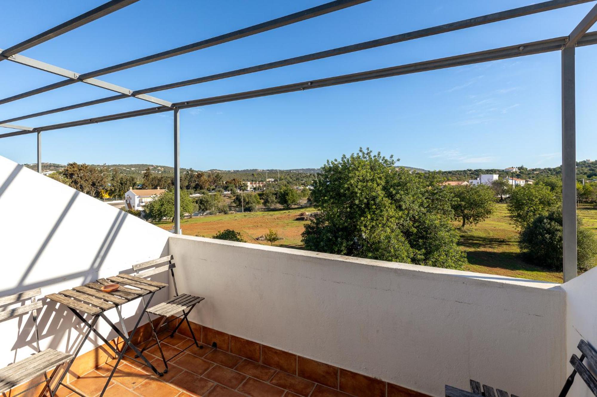 בולקיאמה Guest House Oliveira מראה חיצוני תמונה