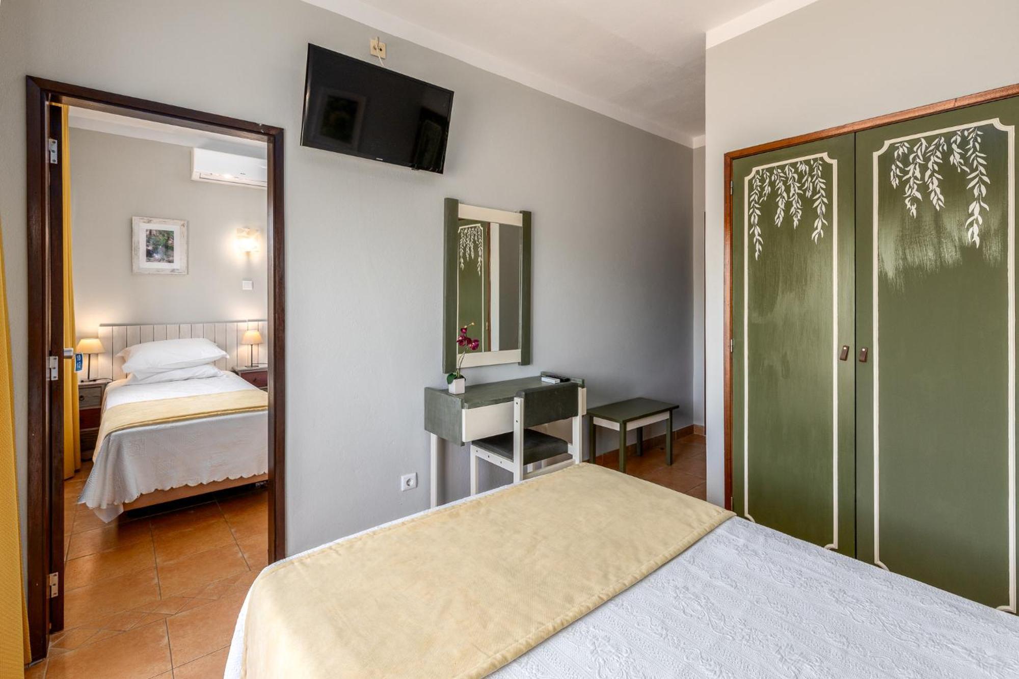 בולקיאמה Guest House Oliveira מראה חיצוני תמונה