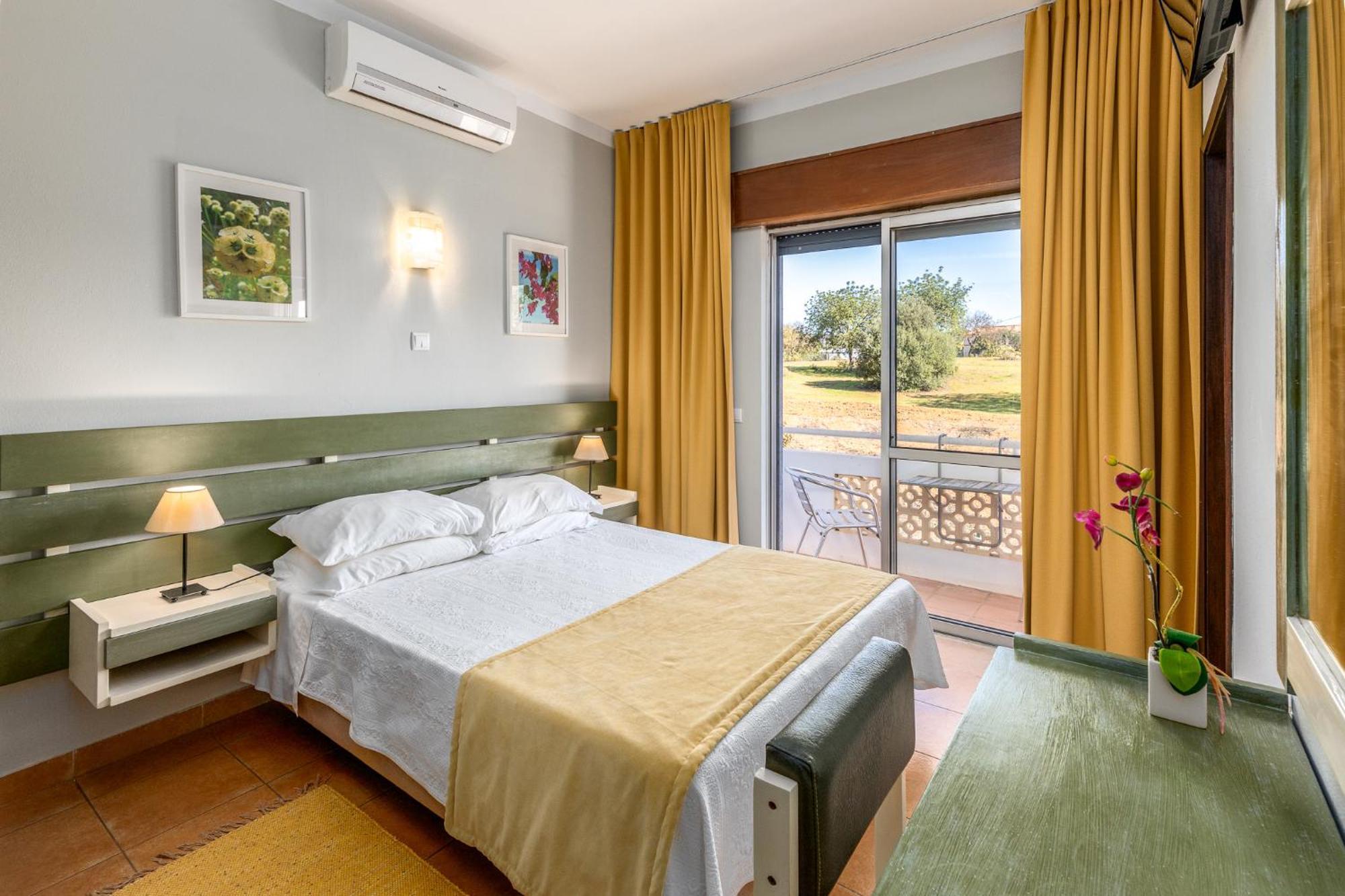 בולקיאמה Guest House Oliveira מראה חיצוני תמונה