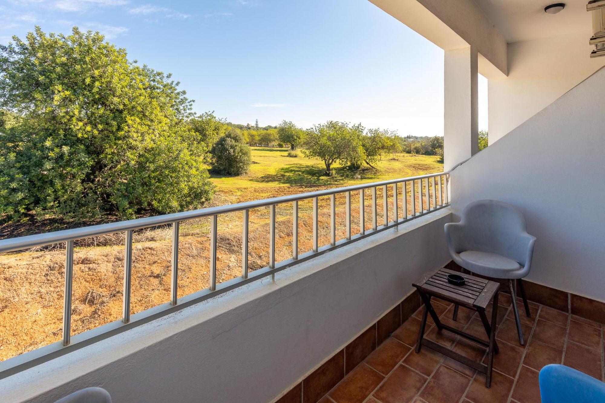 בולקיאמה Guest House Oliveira מראה חיצוני תמונה