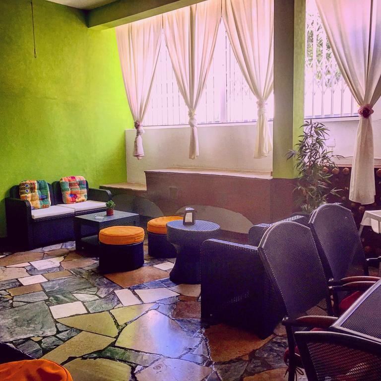 בולקיאמה Guest House Oliveira מראה חיצוני תמונה